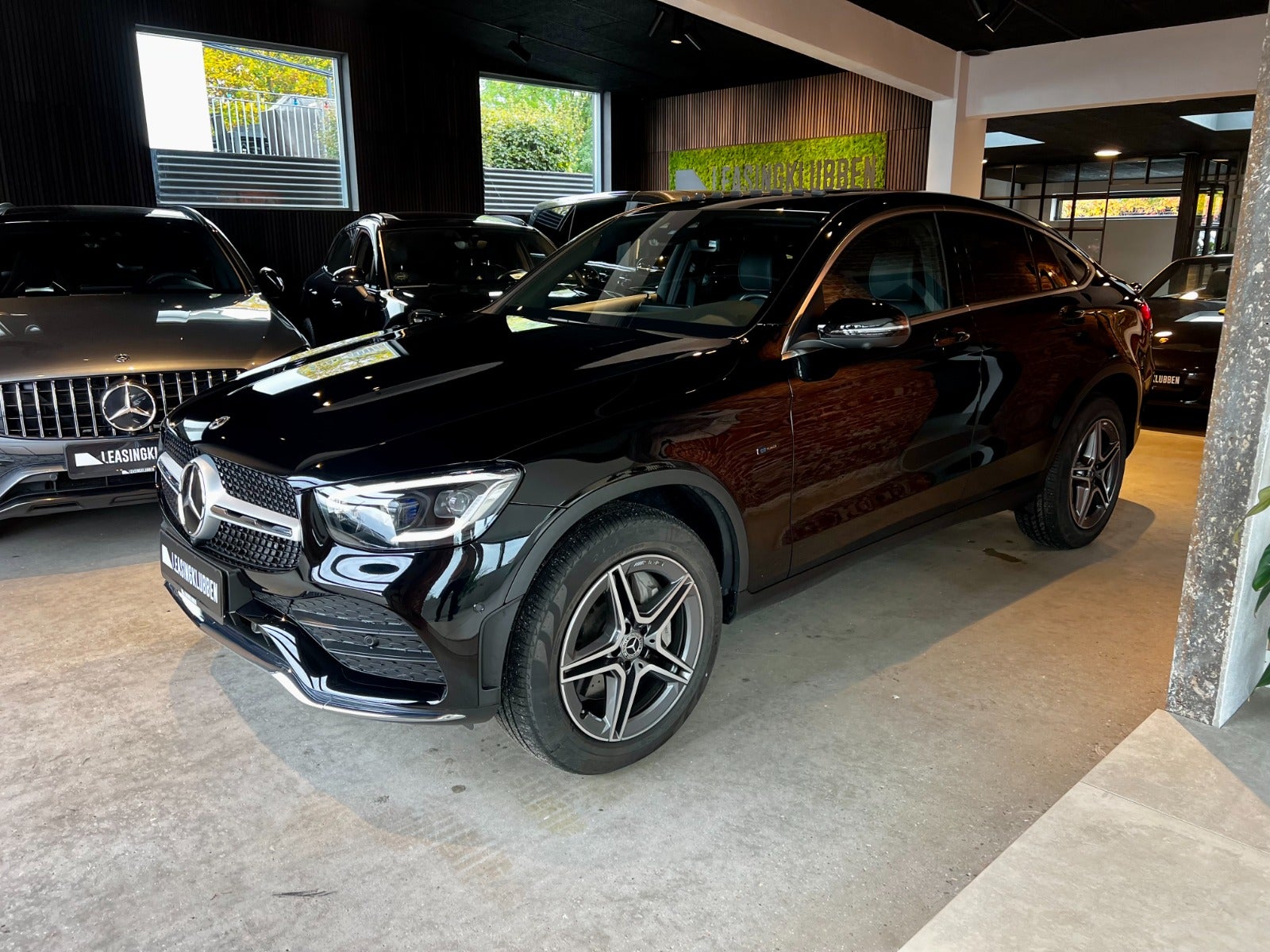 flexleasing-mercedes-glc300-de-20-amg-line-coupe-aut-4matic-5d-findleasing