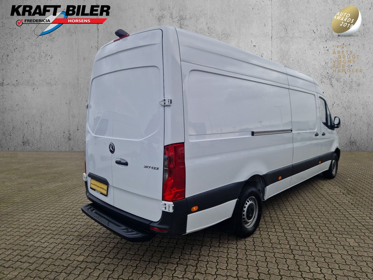 flexleasing-mercedes-sprinter-317-20-cdi-a3-kassevogn-aut-rwd-findleasing