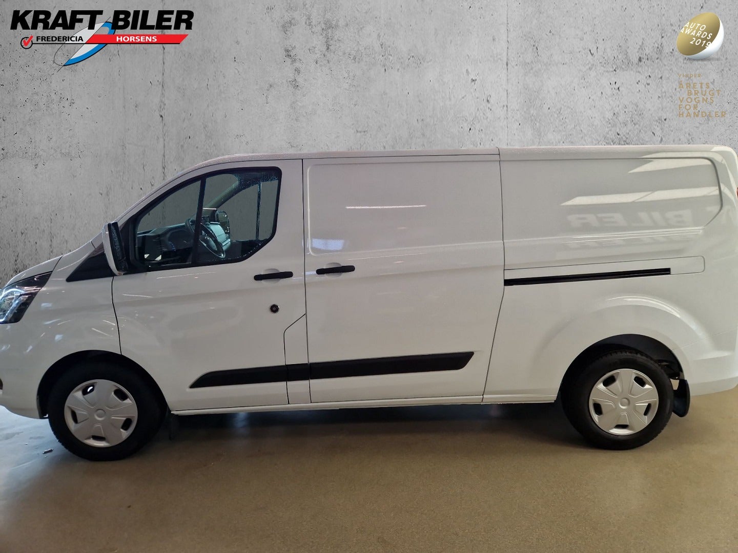 flexleasing-ford-transit-custom-300l-20-tdci-130-trend-findleasing