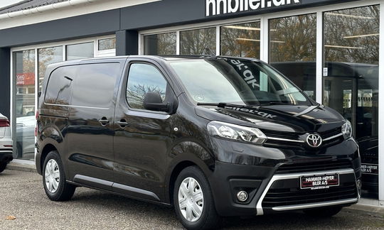 Toyota Proace 1,6 D 115 Medium Comfort 4d