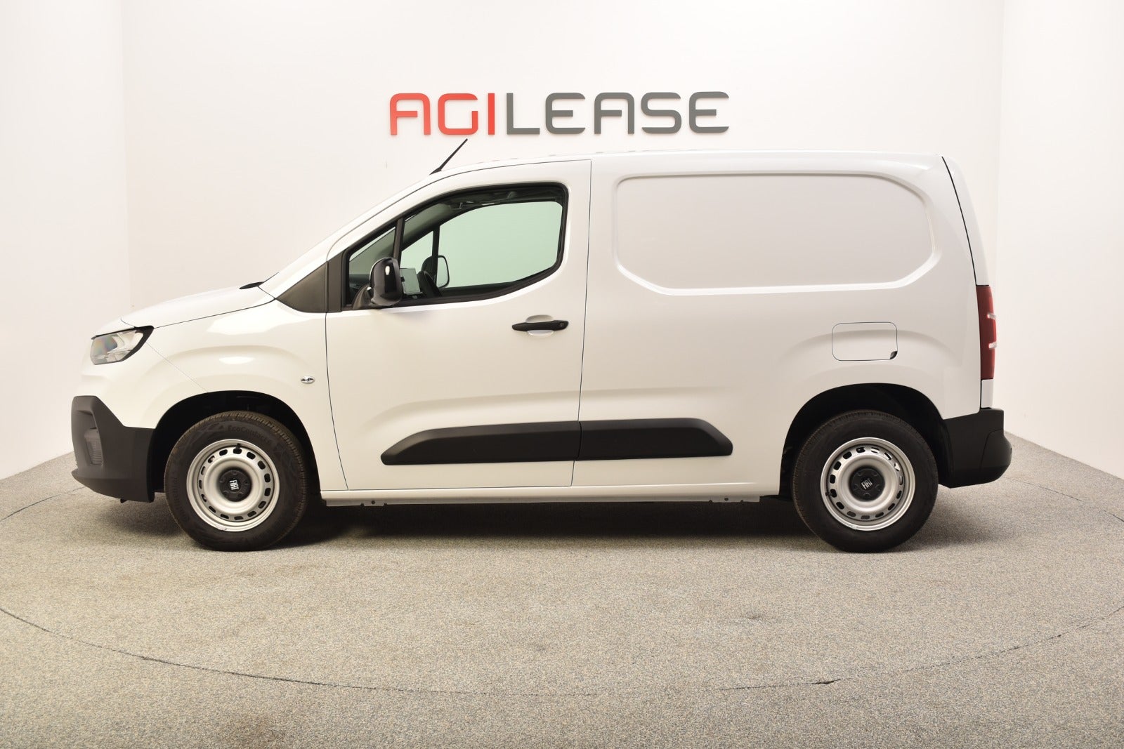 flexleasing-fiat-doblo-15-bluehdi-100-l1-pro-findleasing