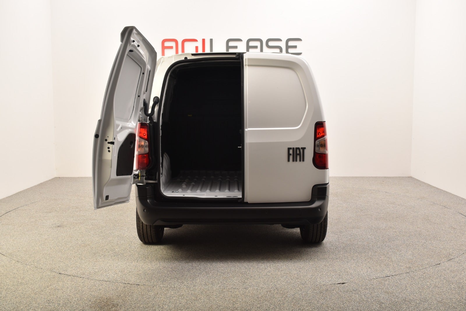 flexleasing-fiat-doblo-15-bluehdi-100-l1-pro-findleasing