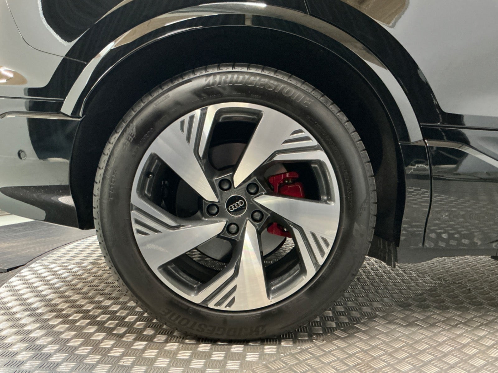 flexleasing-audi-q6-e-tron-progress-quattro-5d-findleasing