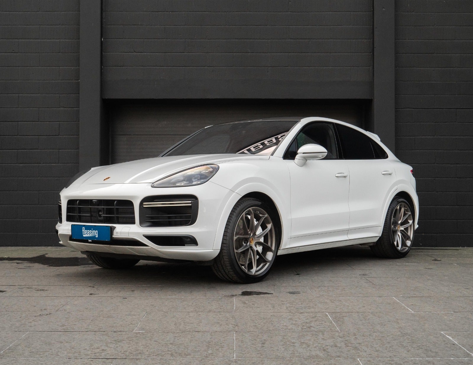 flexleasing-porsche-cayenne-turbo-40-coupe-tiptr-5d-findleasing