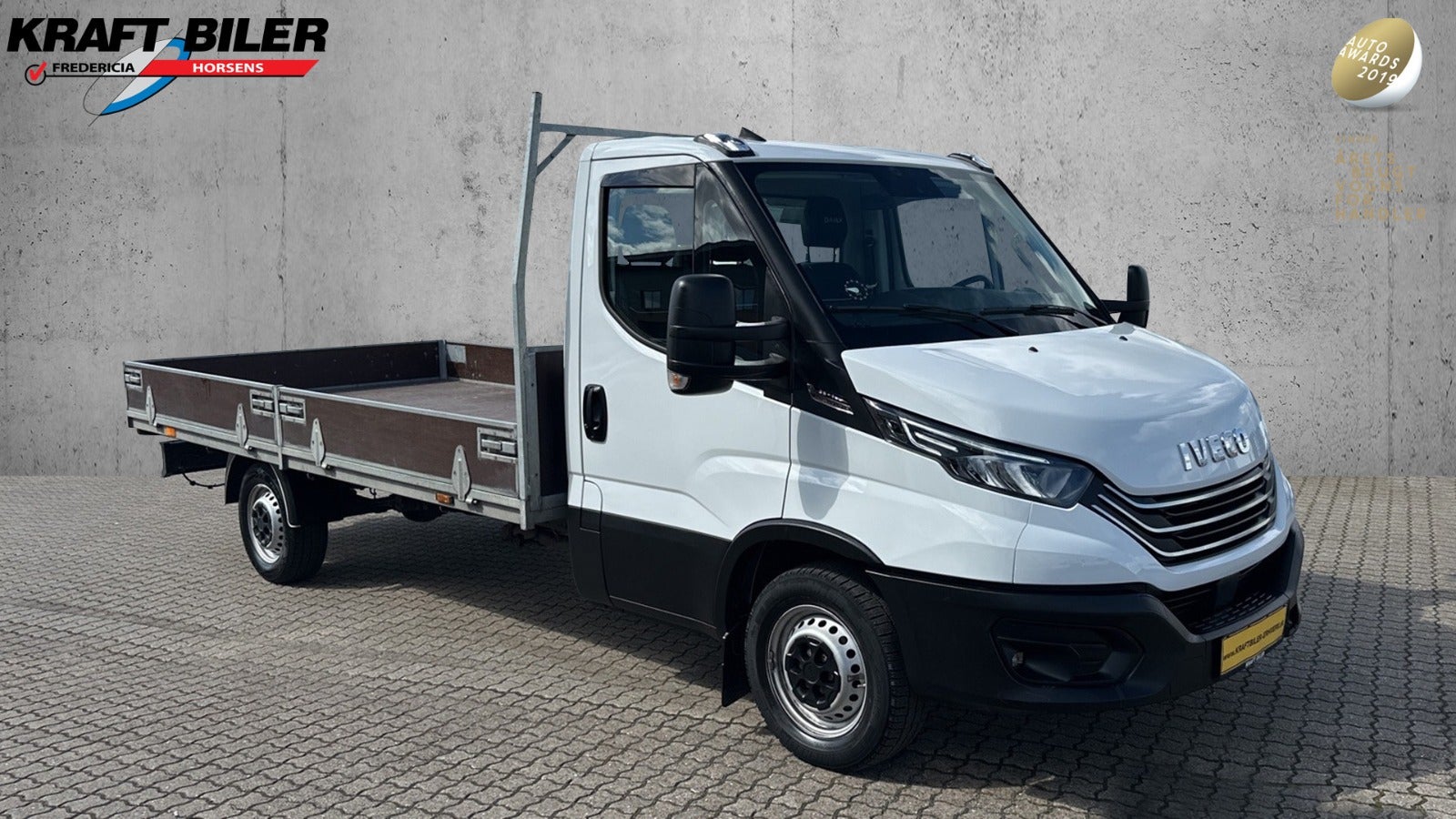 flexleasing-iveco-daily-30-35s18-4100mm-lad-ag8-findleasing