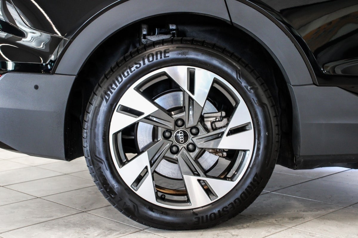 flexleasing-audi-e-tron-50-quattro-5d-findleasing