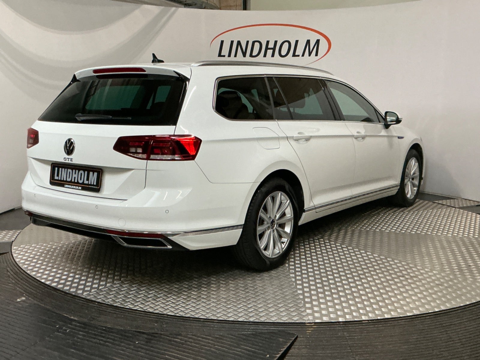 flexleasing-vw-passat-14-gte-high-variant-dsg-5d-findleasing