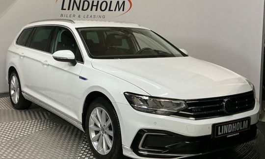 VW Passat 1,4 GTE High Variant DSG 5d