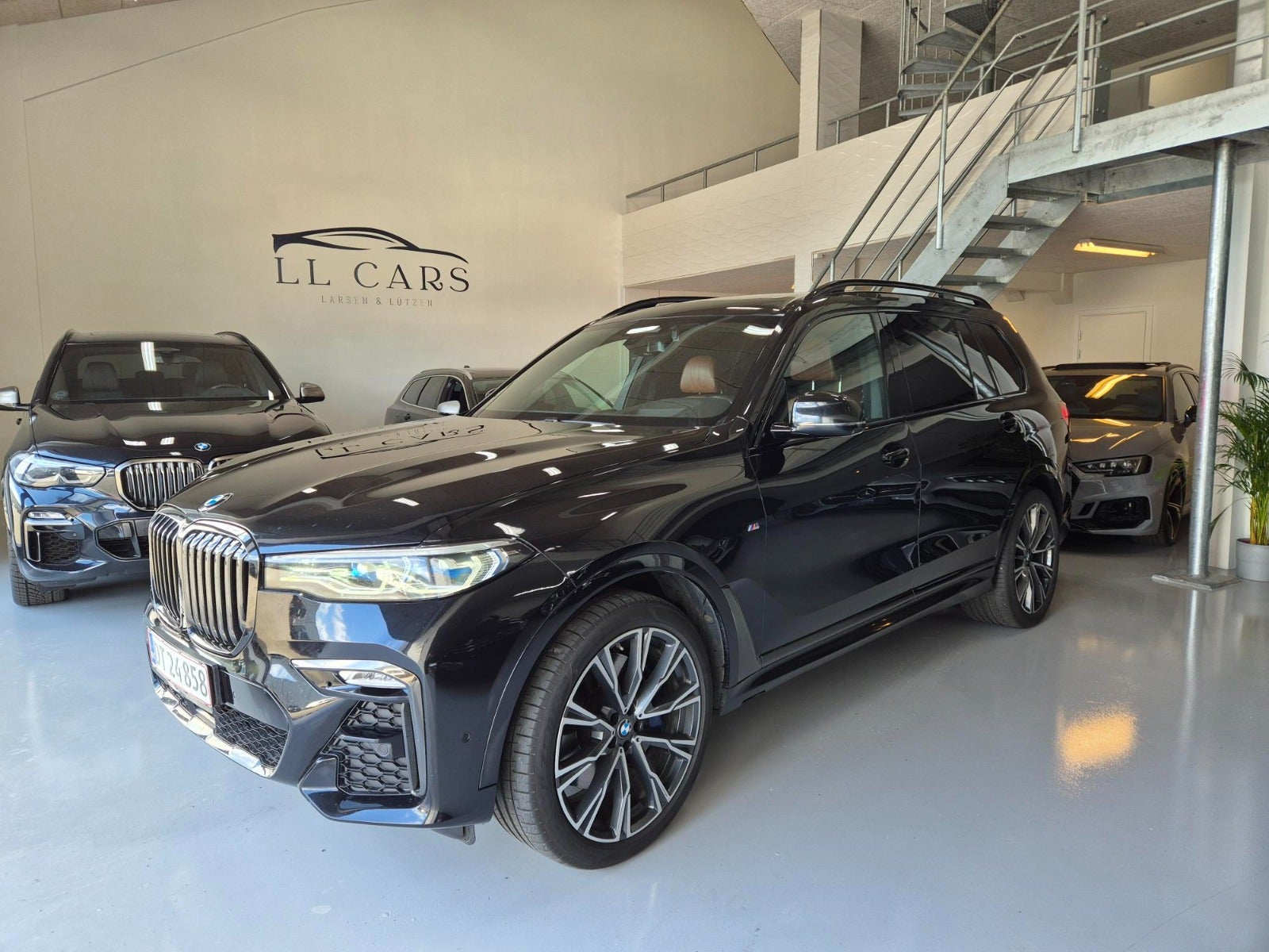 flexleasing-bmw-x7-30-xdrive30d-aut-5d-findleasing