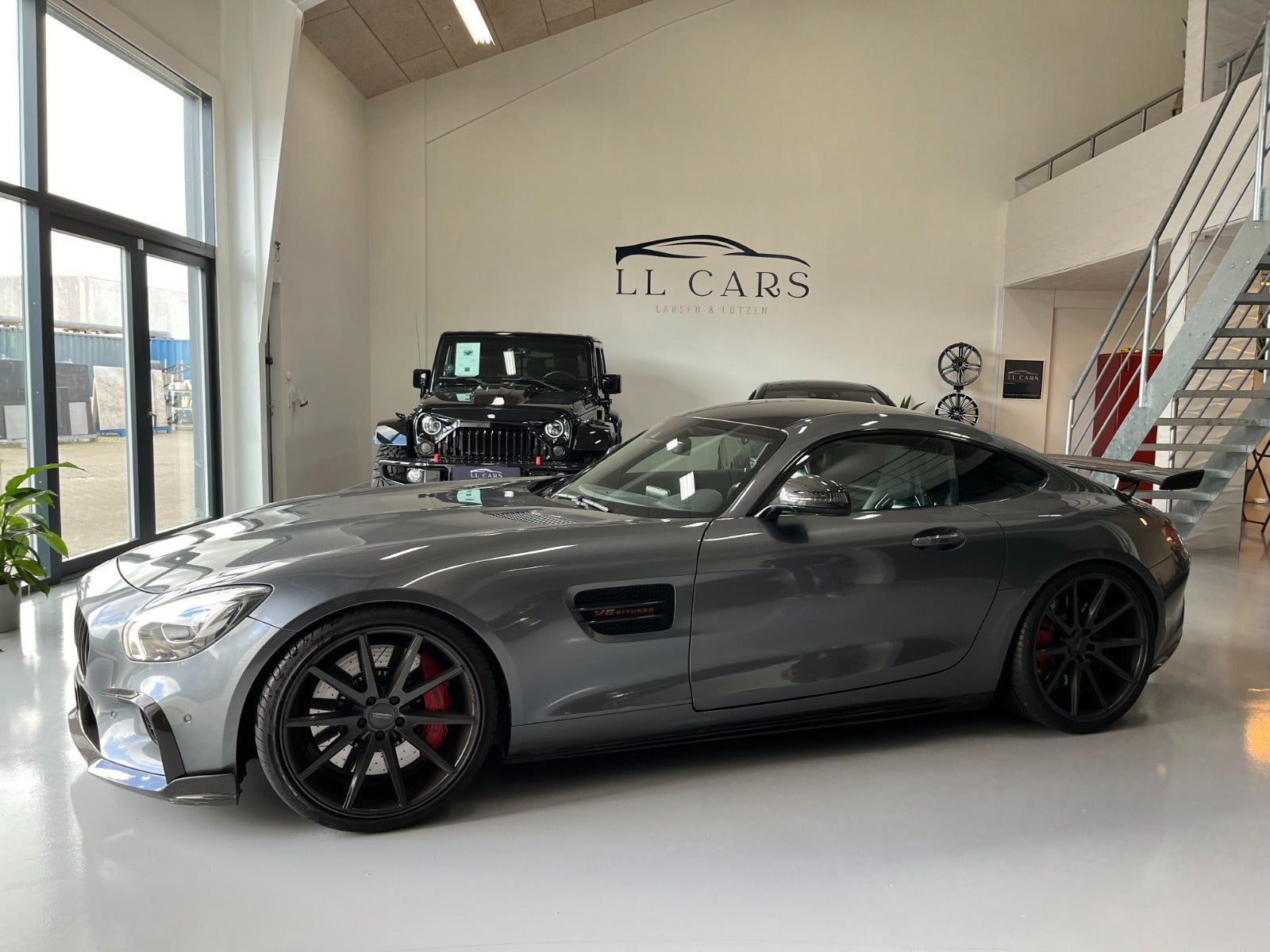 flexleasing-mercedes-amg-gt-s-40-aut-2d-findleasing