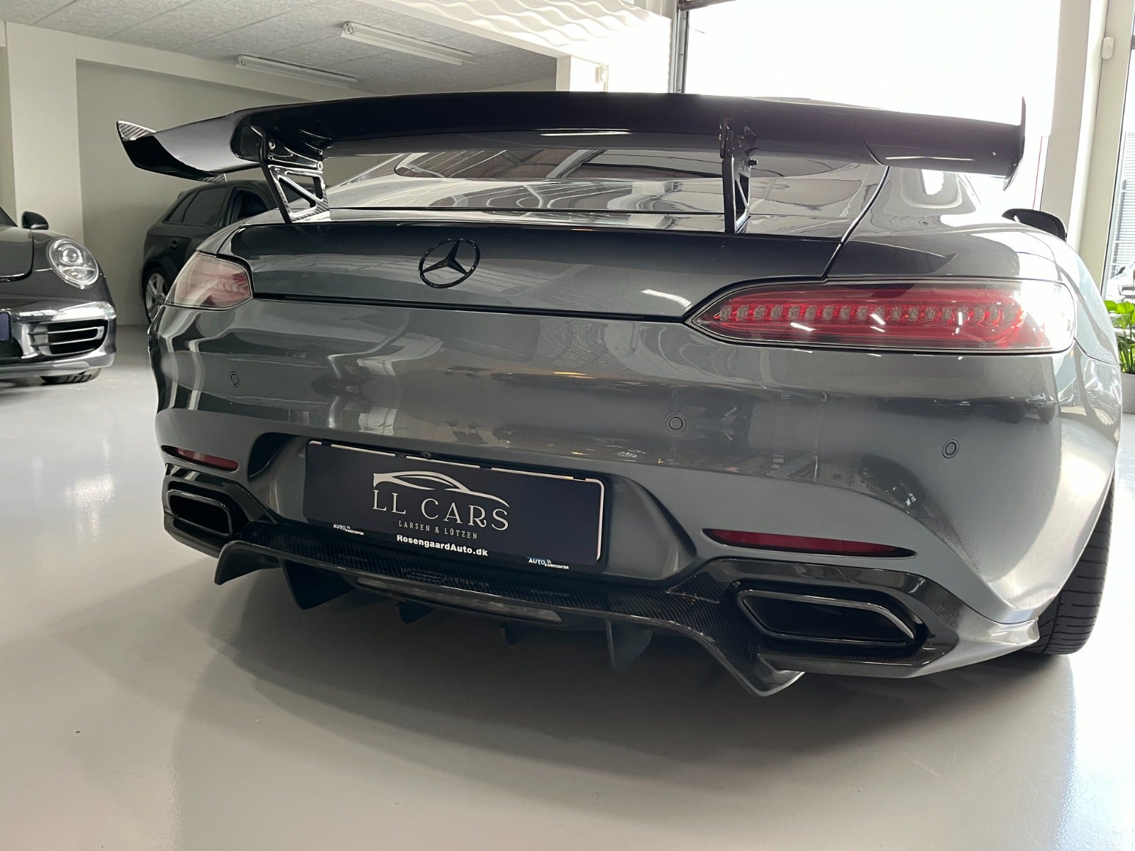 flexleasing-mercedes-amg-gt-s-40-aut-2d-findleasing