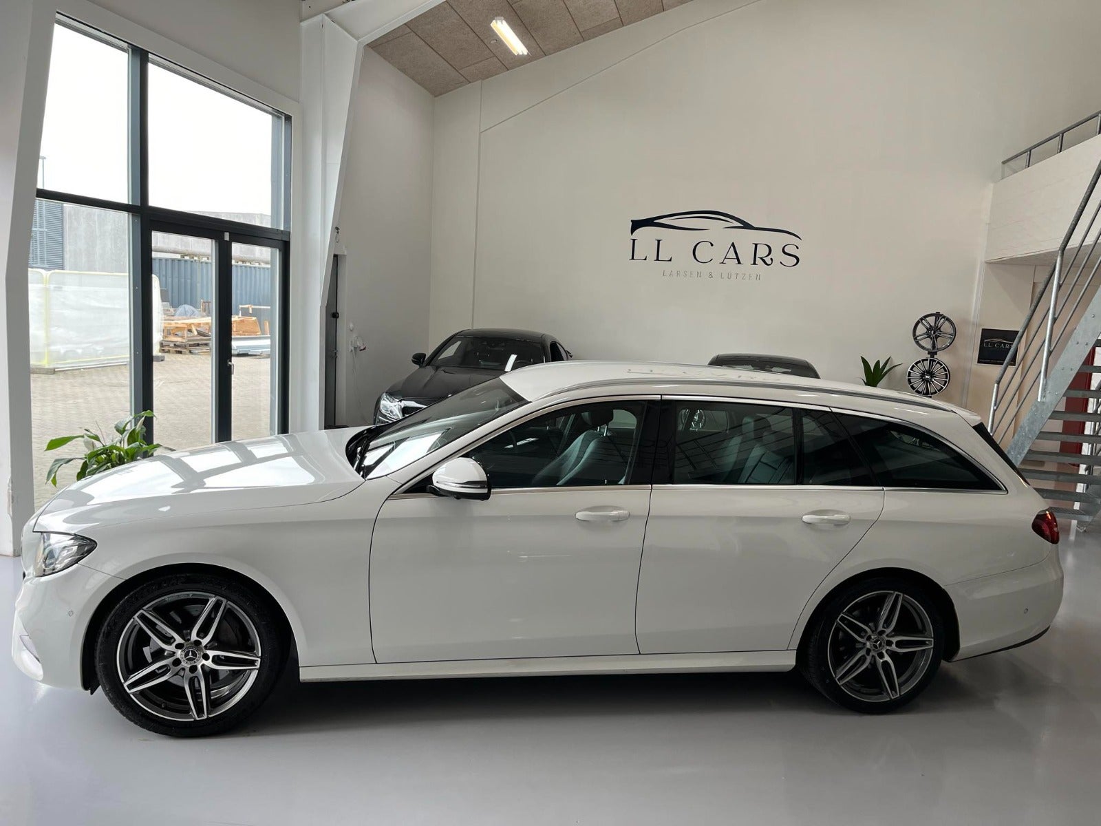 flexleasing-mercedes-e220-d-20-amg-line-stc-aut-4matic-5d-findleasing