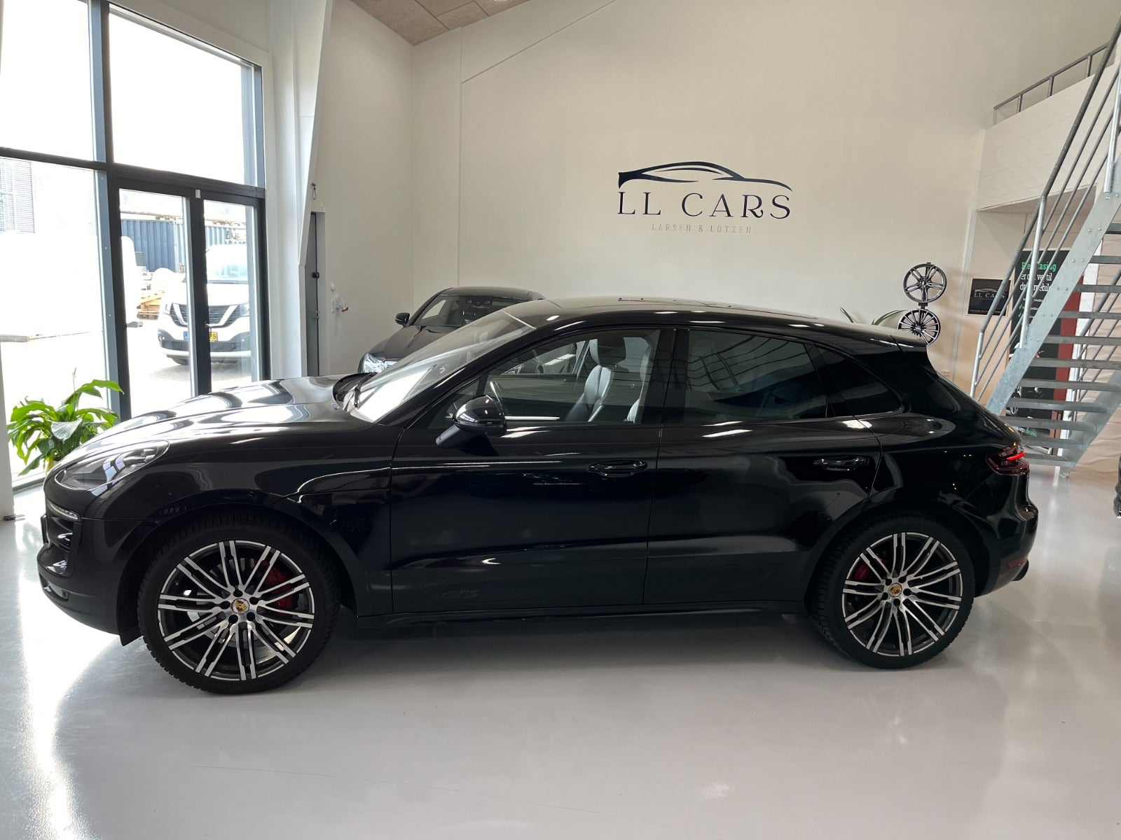 flexleasing-porsche-macan-gts-30-pdk-5d-findleasing