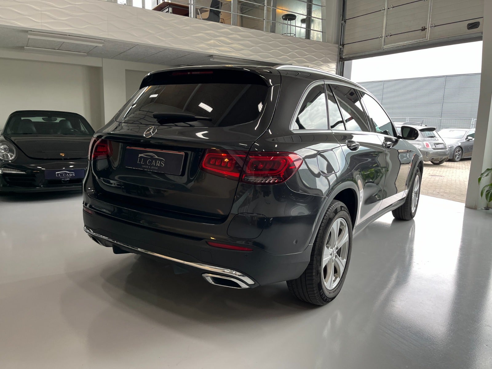 flexleasing-mercedes-glc300-de-20-advantage-amg-aut-4matic-5d-findleasing