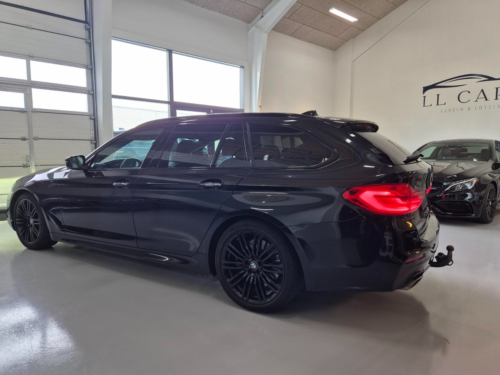 flexleasing-bmw-530d-30-touring-m-sport-xdrive-aut-5d-findleasing