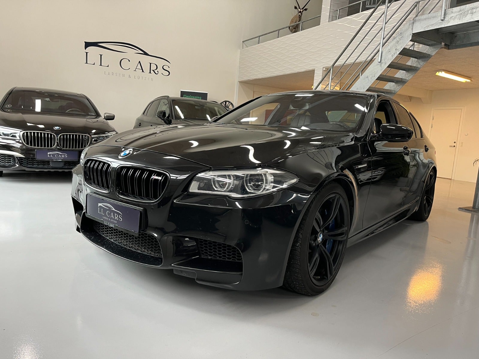 flexleasing-bmw-m5-44-aut-4d-findleasing