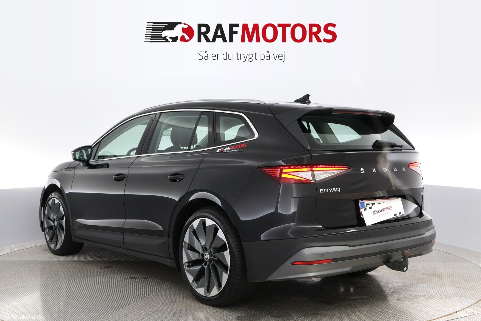 flexleasing-skoda-enyaq-80-iv-suite-5d-findleasing