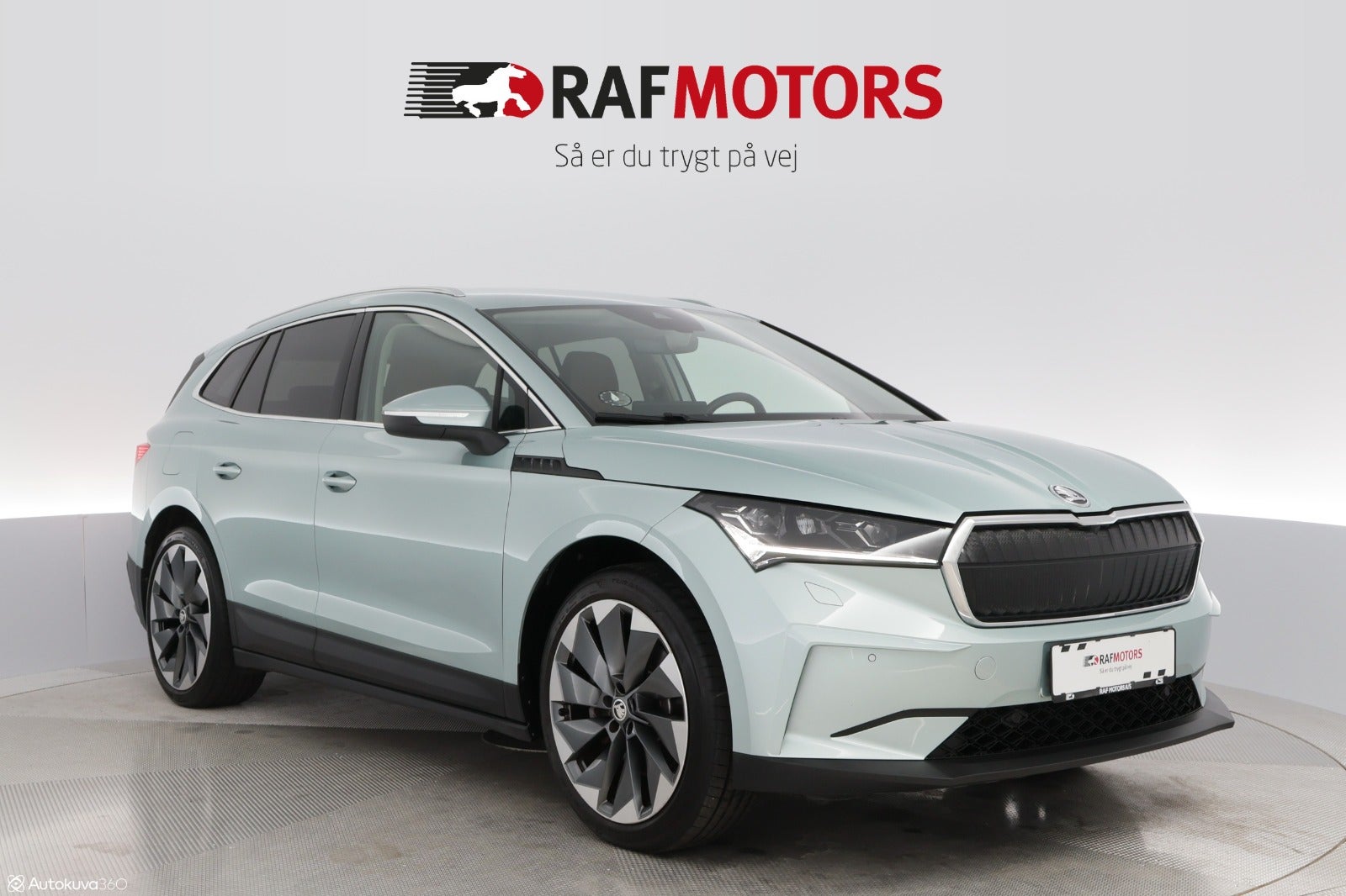 flexleasing-skoda-enyaq-80-iv-suite-5d-findleasing