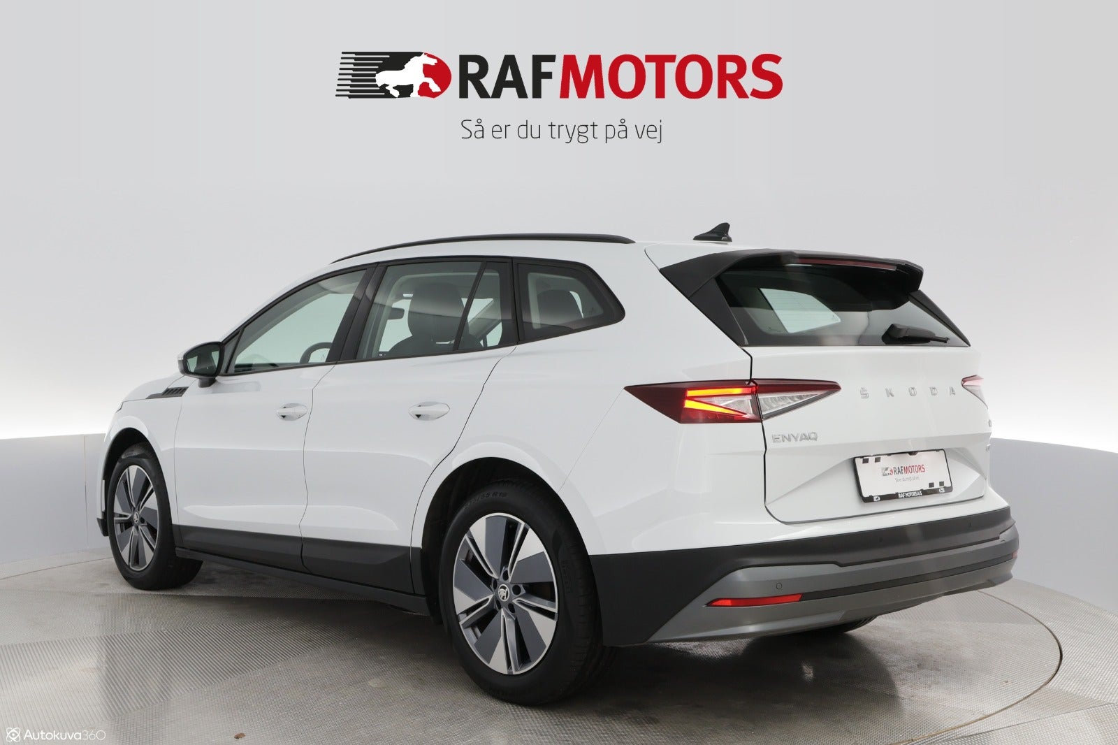 flexleasing-skoda-enyaq-60-iv-5d-findleasing