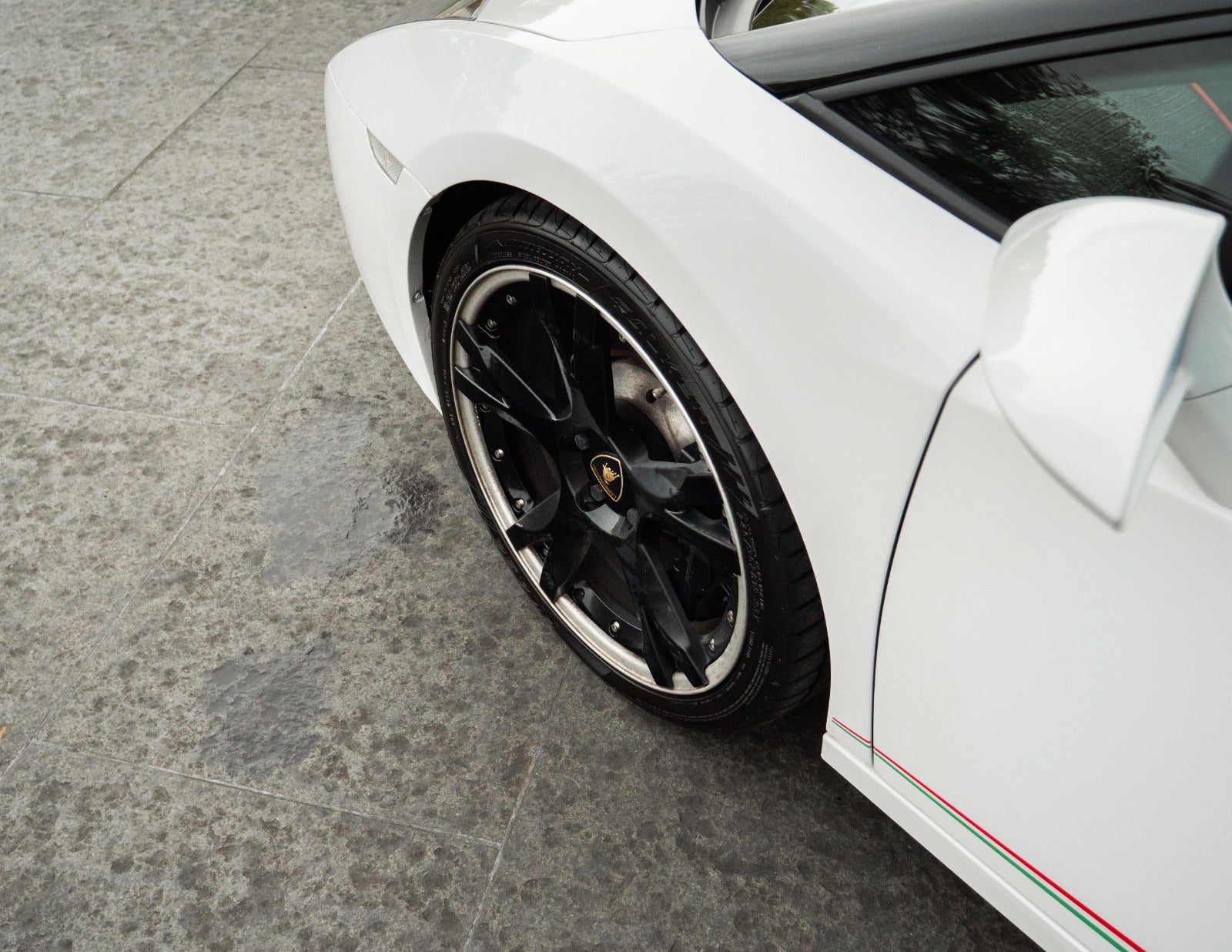 flexleasing-lamborghini-gallardo-50-spyder-e-gear-2d-findleasing