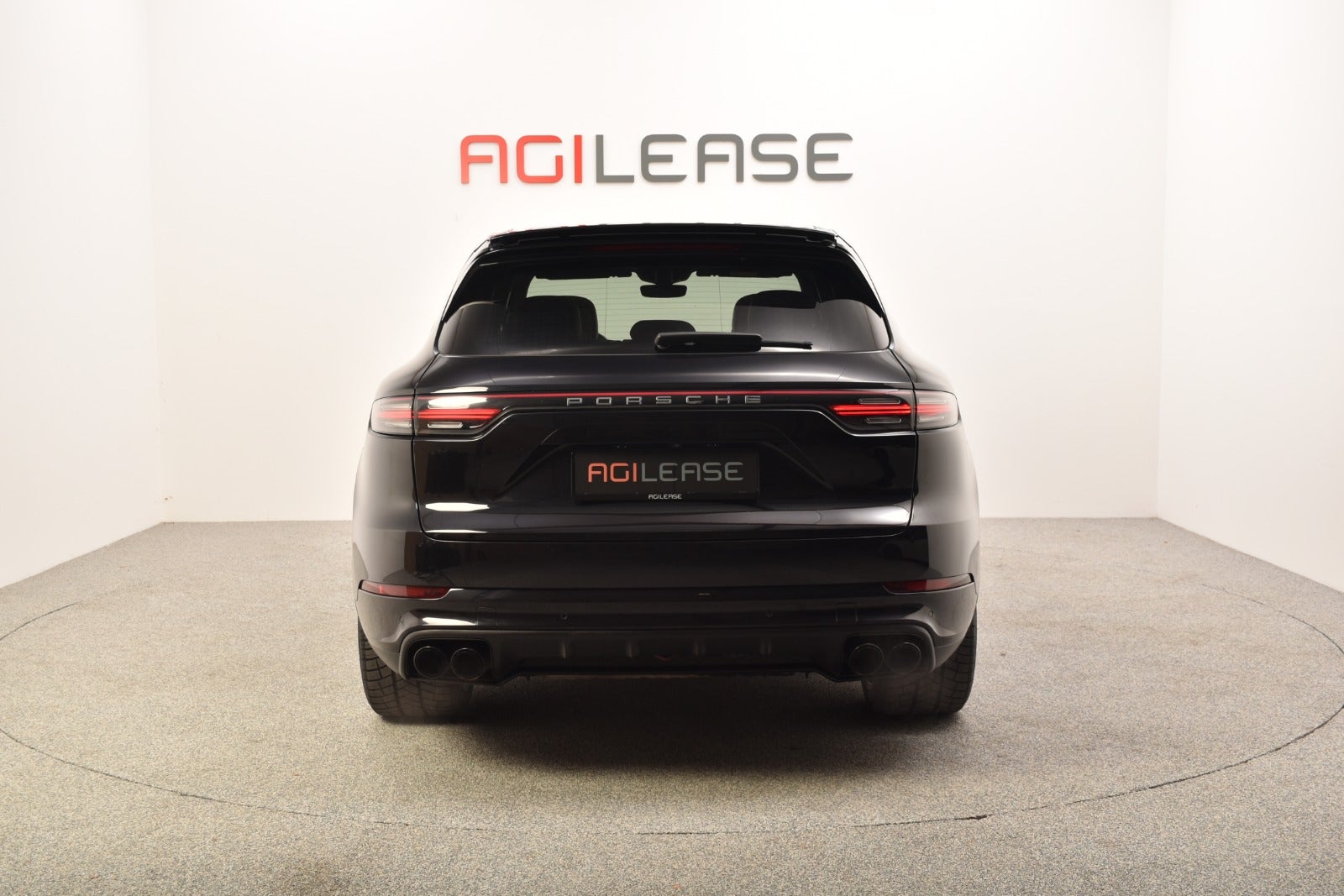 flexleasing-porsche-cayenne-turbo-40-tiptr-5d-findleasing