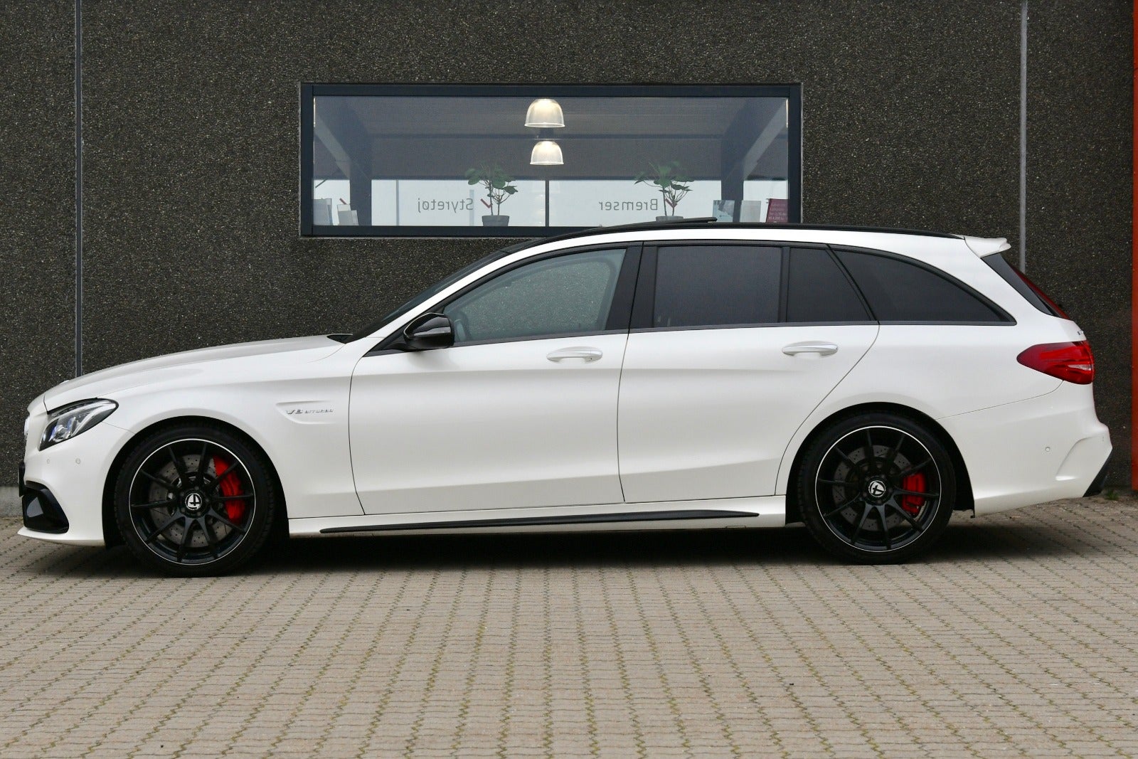 flexleasing-mercedes-c63-40-amg-s-stc-aut-5d-findleasing