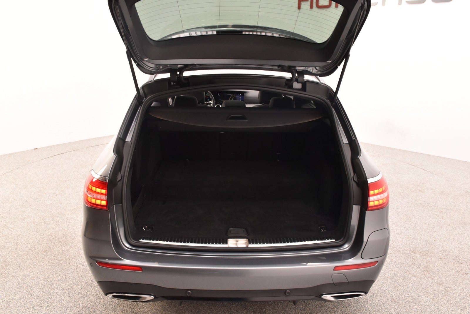 flexleasing-mercedes-e300-de-20-amg-line-night-edition-stc-aut-5d-findleasing