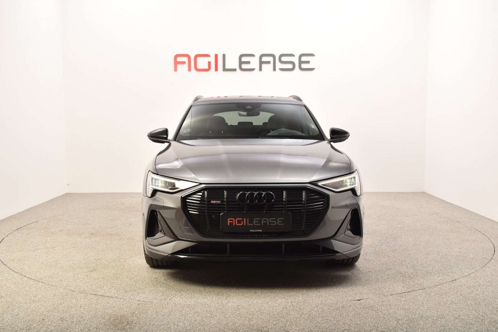 flexleasing-audi-e-tron-55-s-line-quattro-5d-findleasing