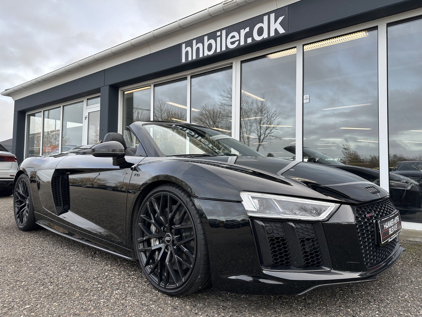 flexleasing-audi-r8-52-fsi-plus-spyder-quattro-s-tr-2d-findleasing