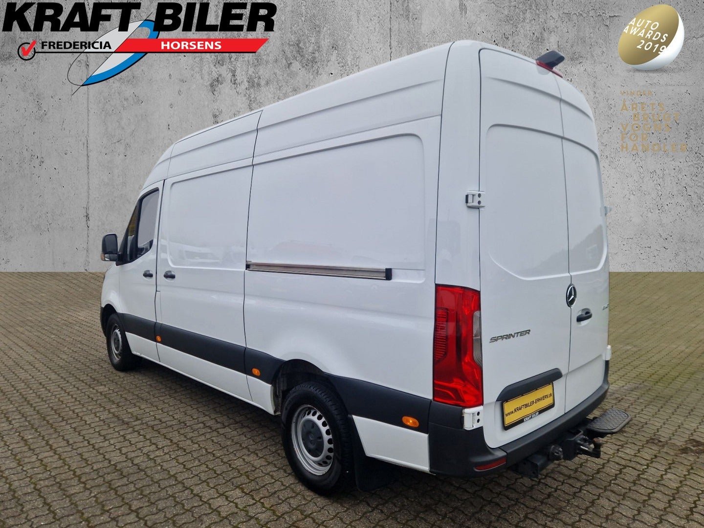 flexleasing-mercedes-sprinter-314-22-cdi-a2-kassevogn-aut-fwd-findleasing