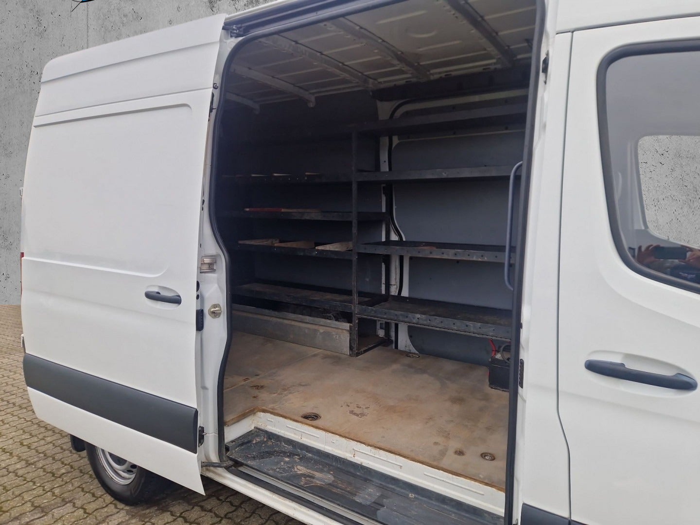 flexleasing-mercedes-sprinter-314-22-cdi-a2-kassevogn-aut-fwd-findleasing