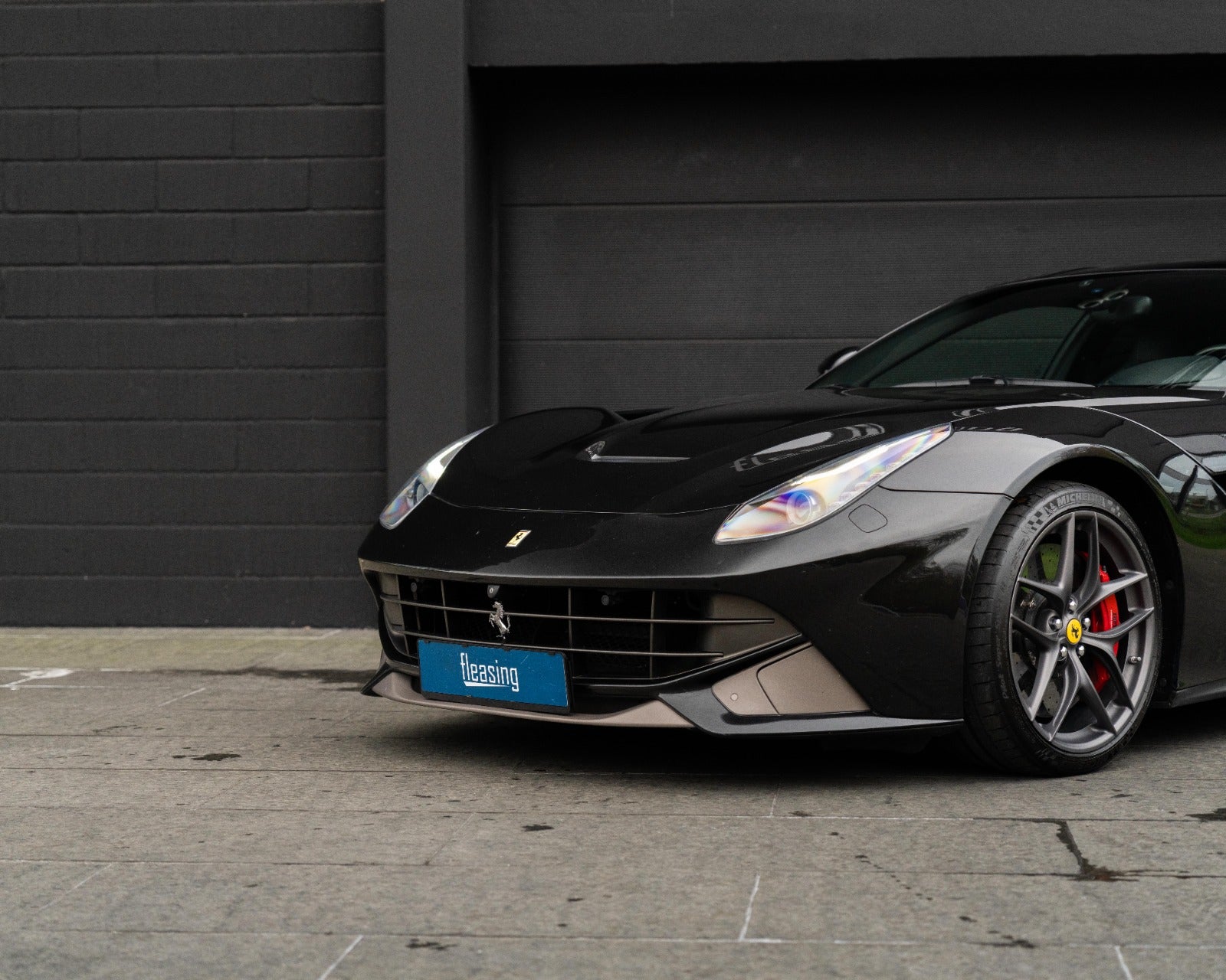 flexleasing-ferrari-195-f12berlinetta-63-2d-findleasing