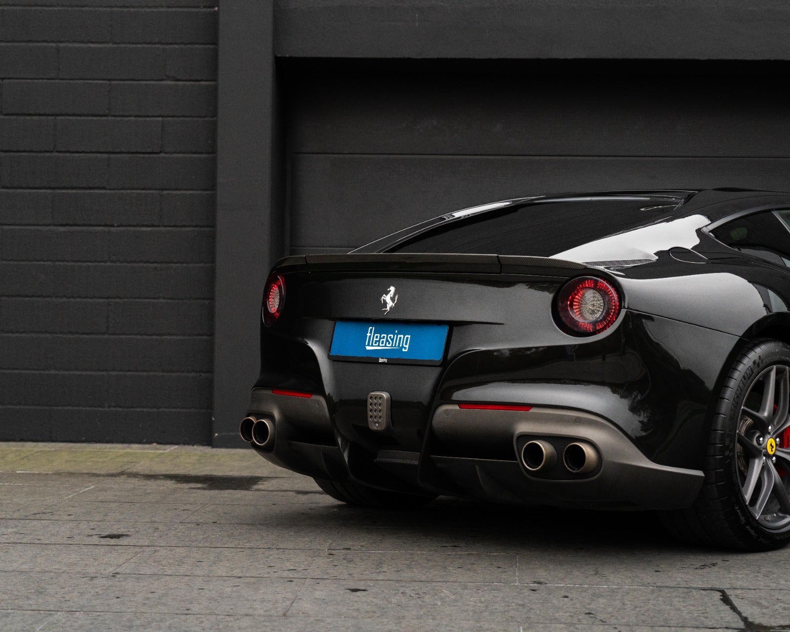 flexleasing-ferrari-195-f12berlinetta-63-2d-findleasing