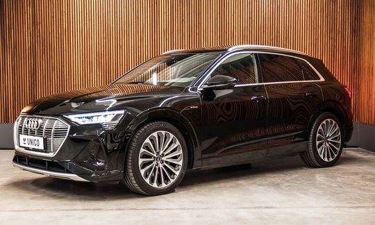 Audi e-tron 55 S-line quattro 5d