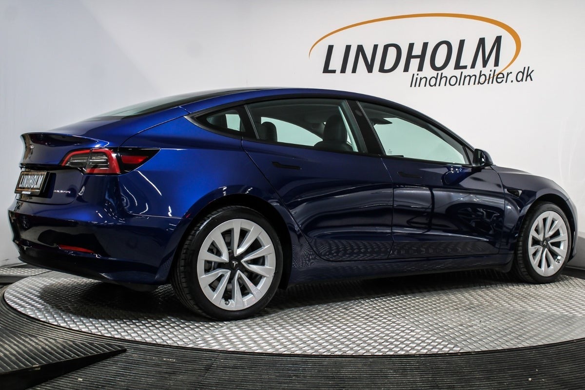 flexleasing-tesla-model-3-long-range-awd-4d-findleasing