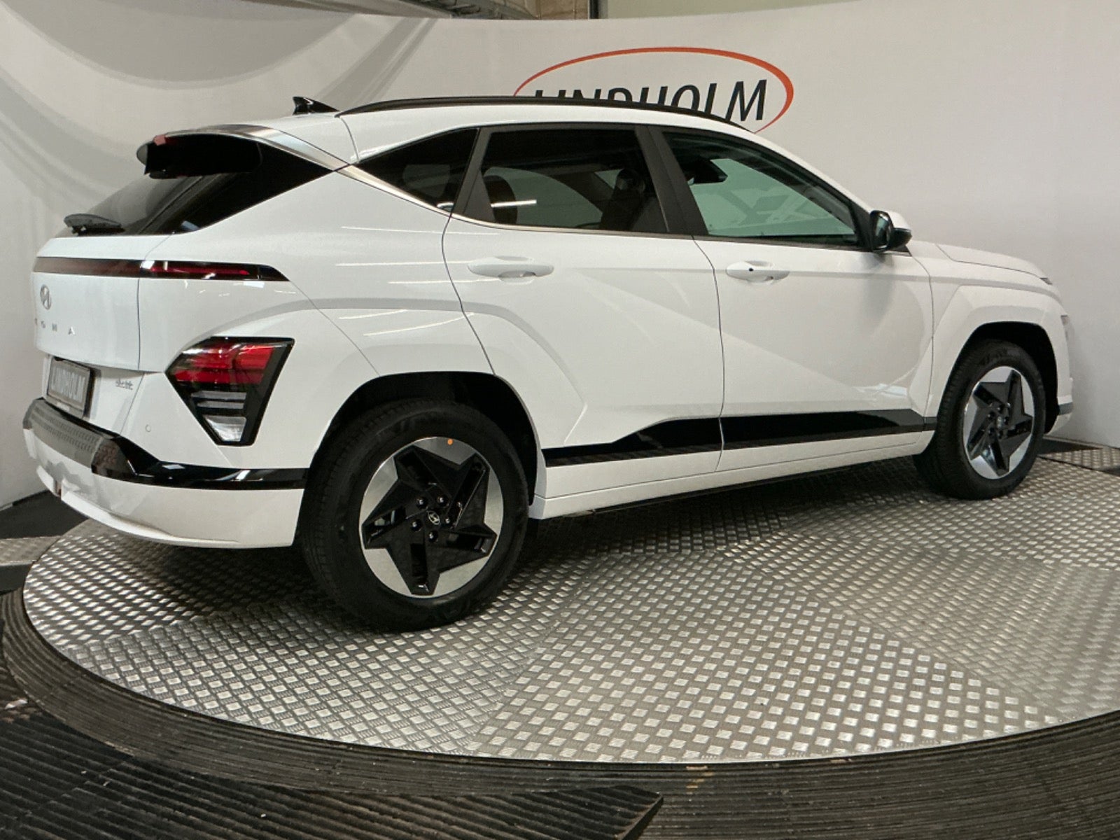 flexleasing-hyundai-kona-65-ev-essential-5d-findleasing