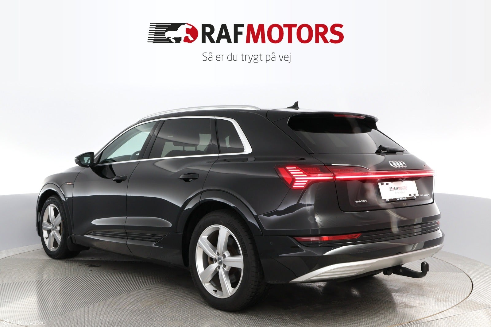 flexleasing-audi-e-tron-55-quattro-5d-findleasing