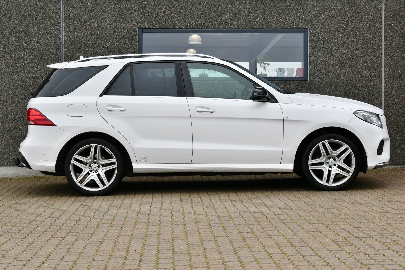 flexleasing-mercedes-gle350-d-30-amg-line-aut-4matic-van-5d-findleasing