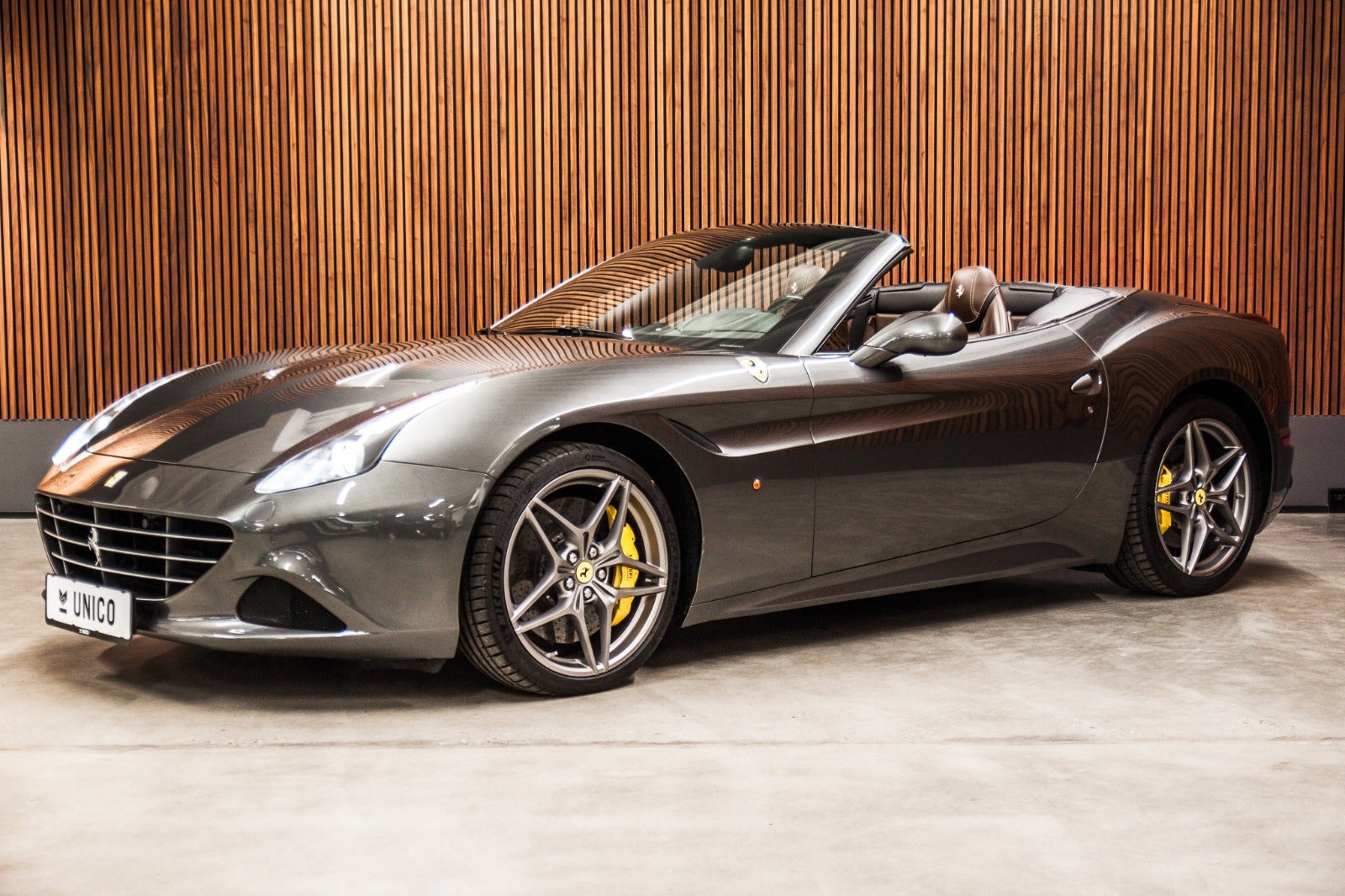 flexleasing-ferrari-california-t-39-handling-speciale-f1-2d-findleasing