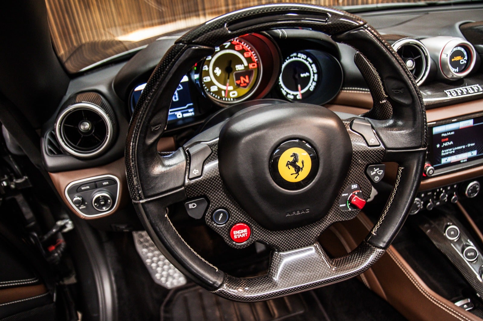 flexleasing-ferrari-california-t-39-handling-speciale-f1-2d-findleasing