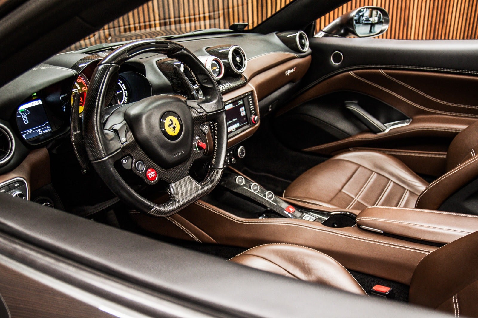 flexleasing-ferrari-california-t-39-handling-speciale-f1-2d-findleasing