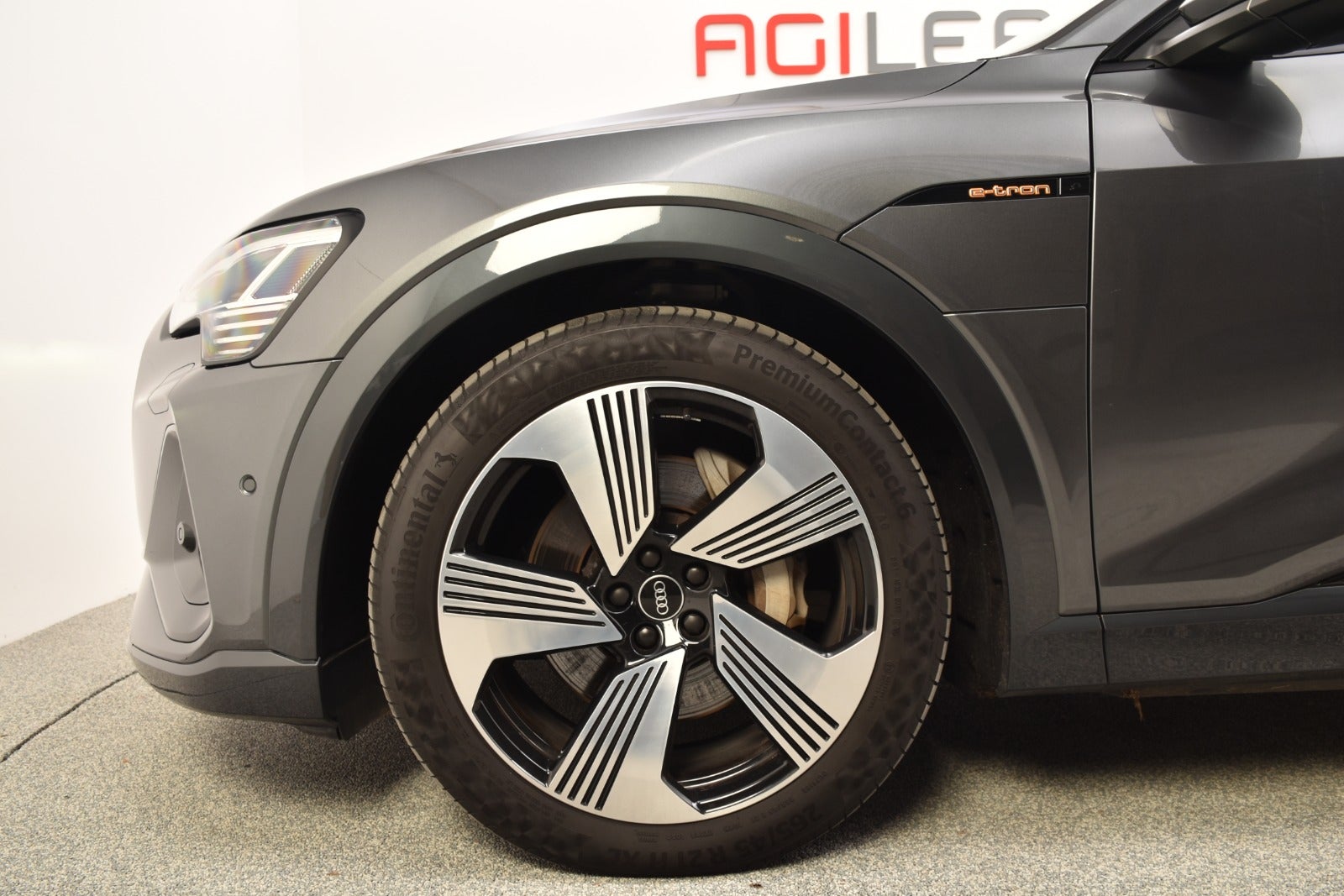 flexleasing-audi-e-tron-55-s-line-sportback-quattro-5d-findleasing