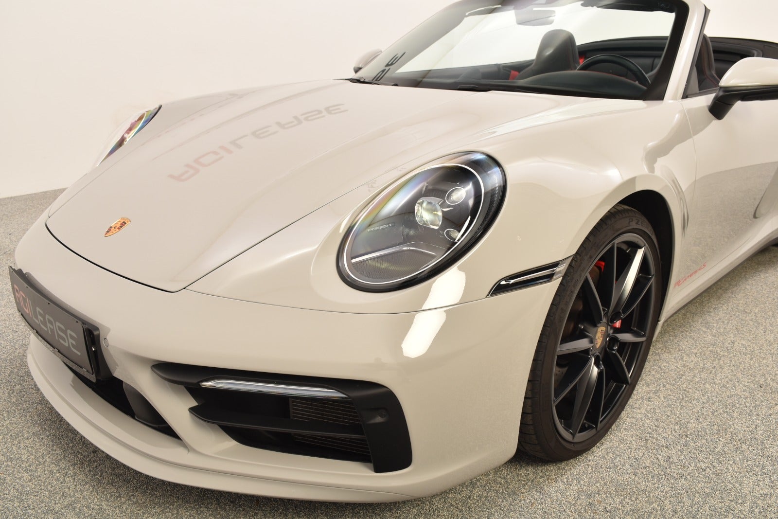 flexleasing-porsche-911-carrera-4s-30-cabriolet-pdk-2d-findleasing