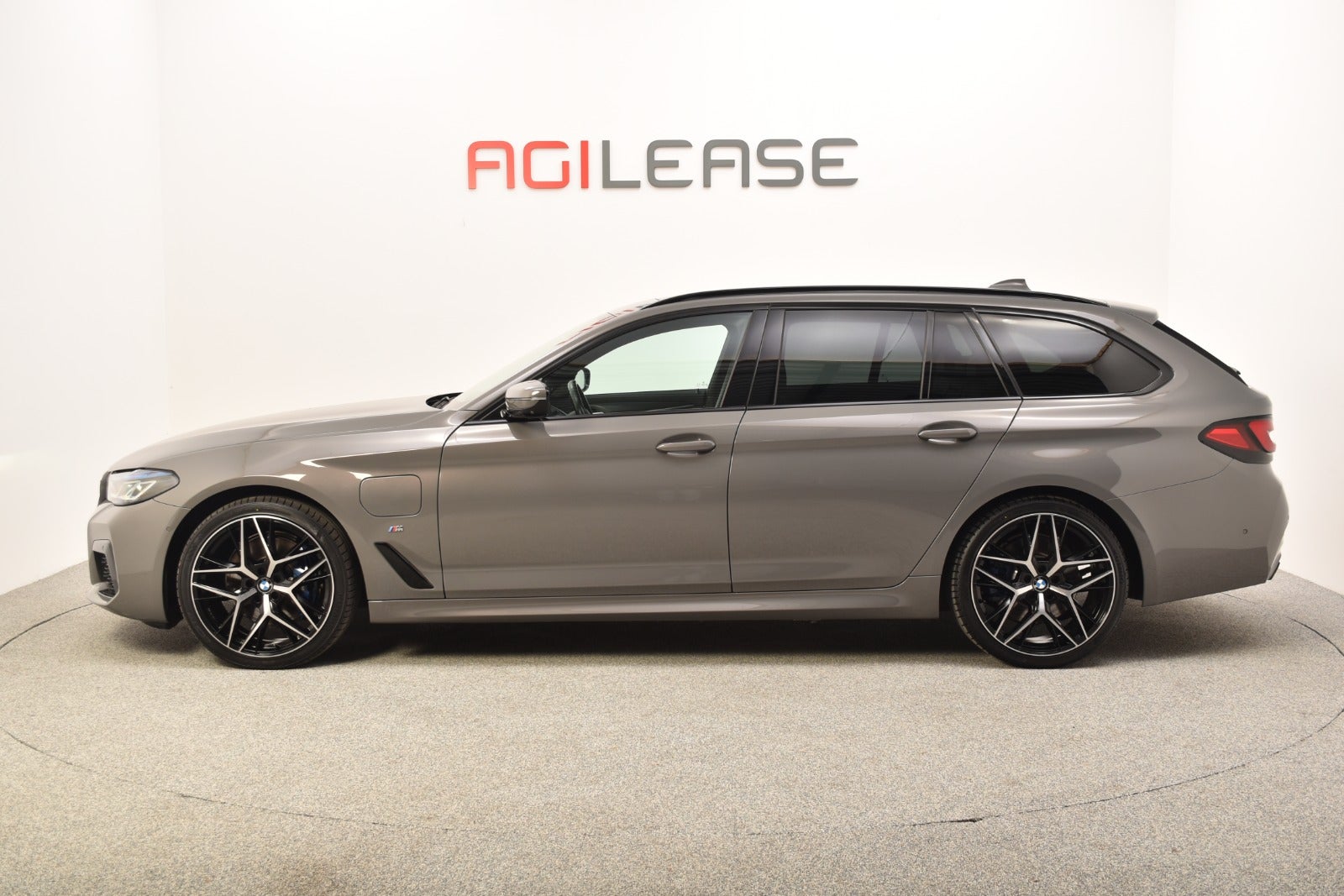 flexleasing-bmw-530e-20-touring-m-sport-xdrive-aut-5d-findleasing