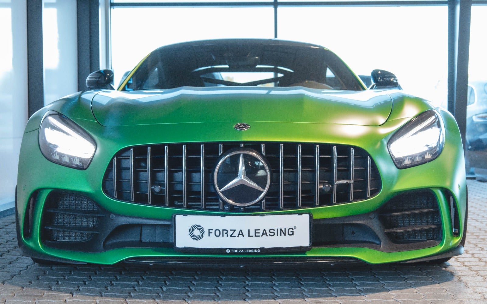 flexleasing-mercedes-amg-gt-r-40-aut-2d-findleasing