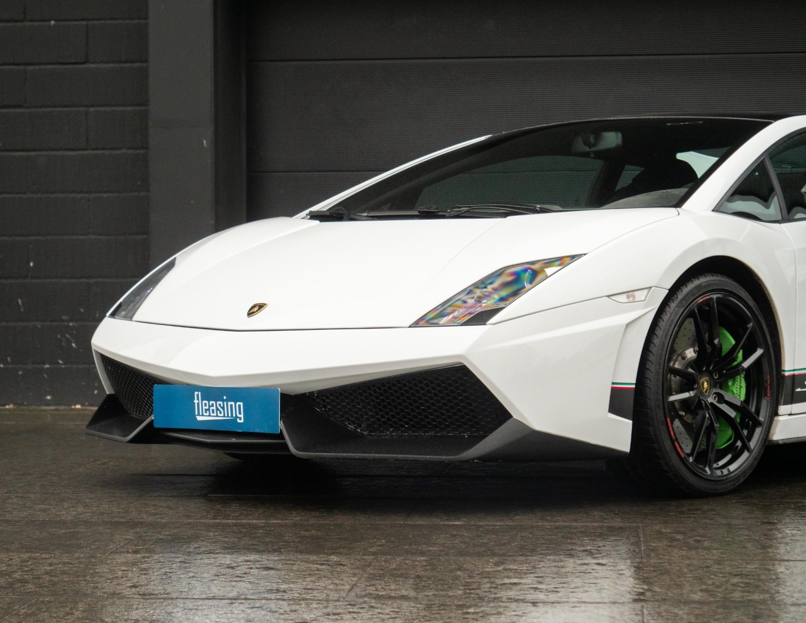 flexleasing-lamborghini-gallardo-52-lp570-4-superleggerra-e-gear-2d-findleasing