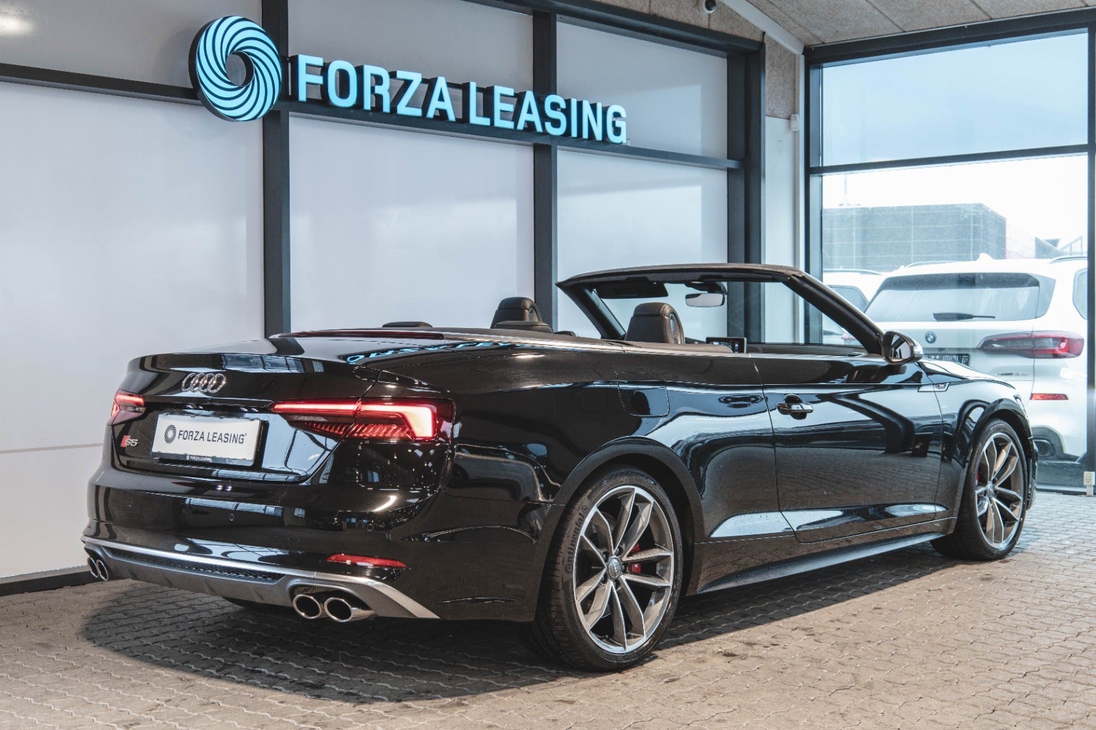 flexleasing-audi-s5-30-tfsi-cabriolet-quattro-tiptr-2d-findleasing