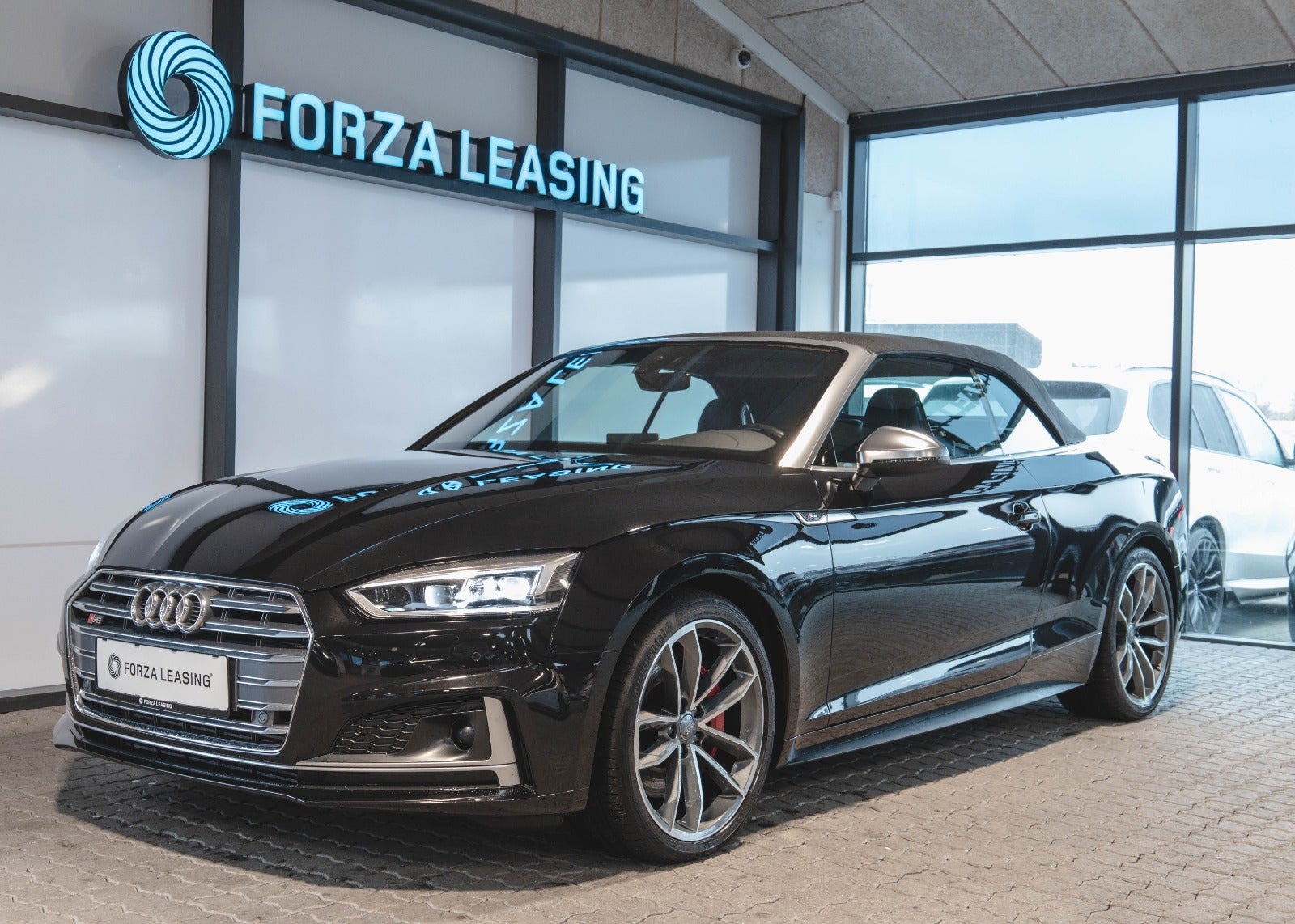 flexleasing-audi-s5-30-tfsi-cabriolet-quattro-tiptr-2d-findleasing