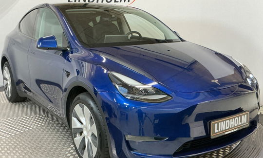 Tesla Model Y  Long Range AWD 5d