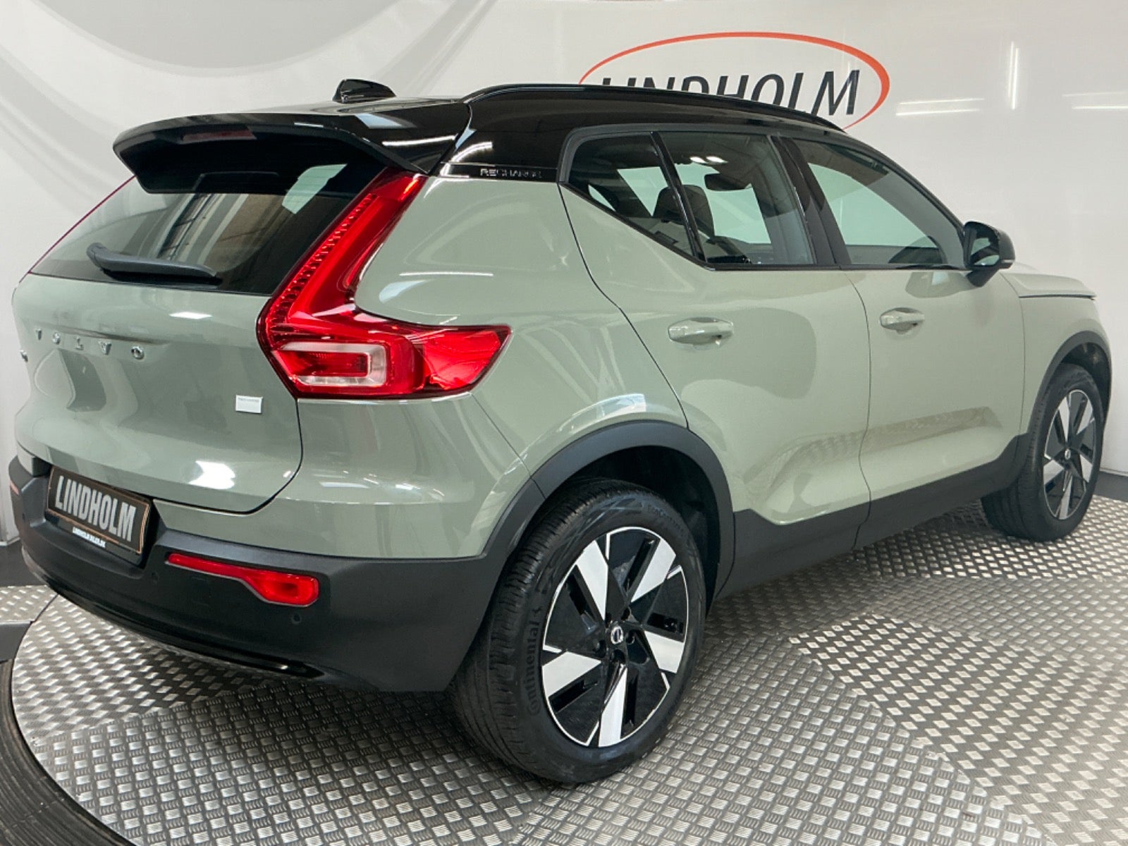 flexleasing-volvo-xc40-recharge-extended-range-plus-5d-findleasing